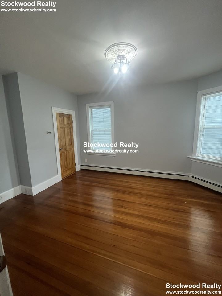 12 Newport St #2 - Photo 6 of 32