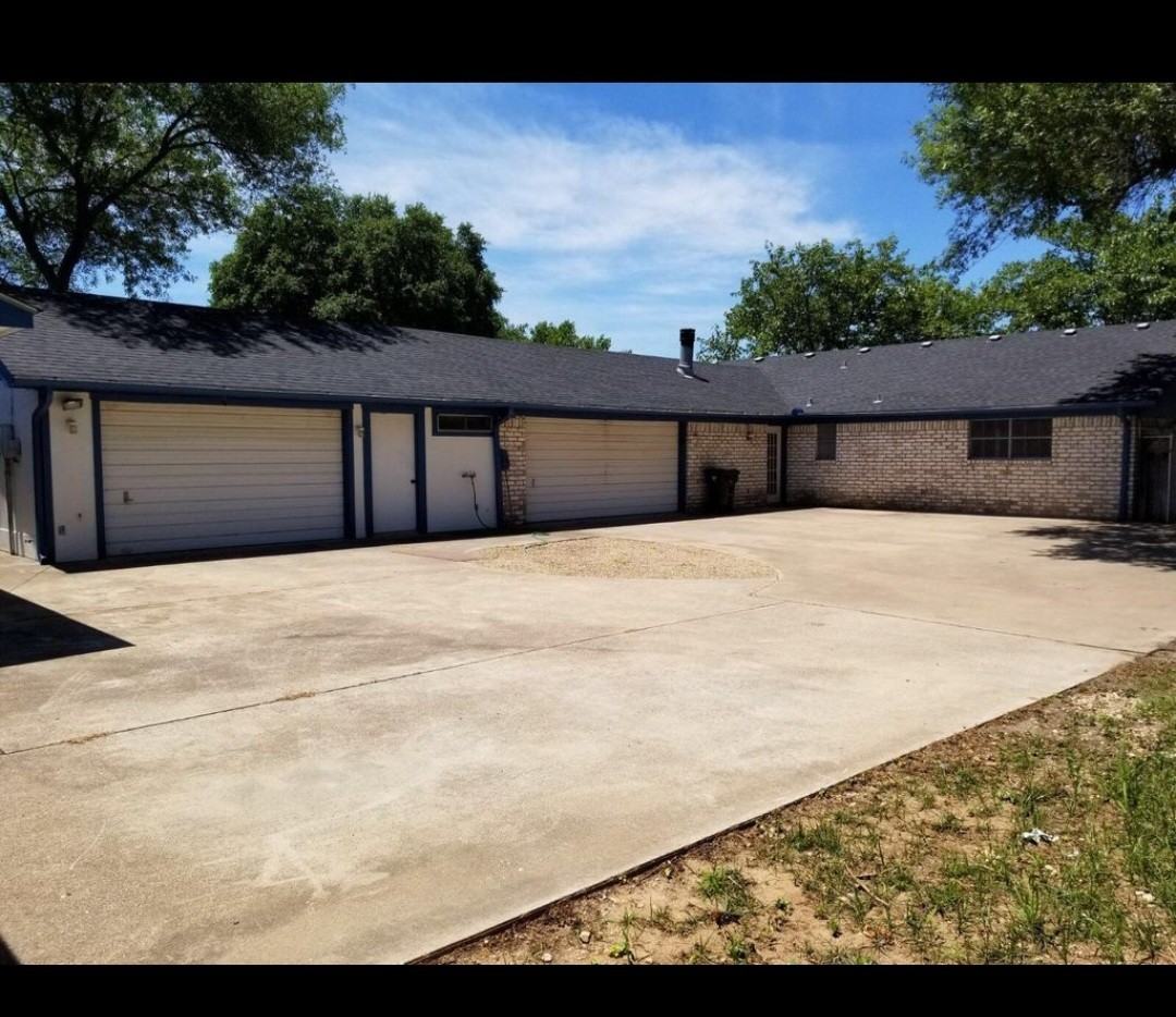 917 Rambler Drive - Photo 2 of 12