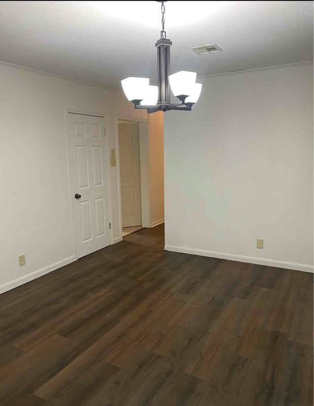 1164 W 14th St - Photo 2 of 3