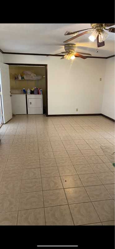 1164 W 14th St - Photo 3 of 3