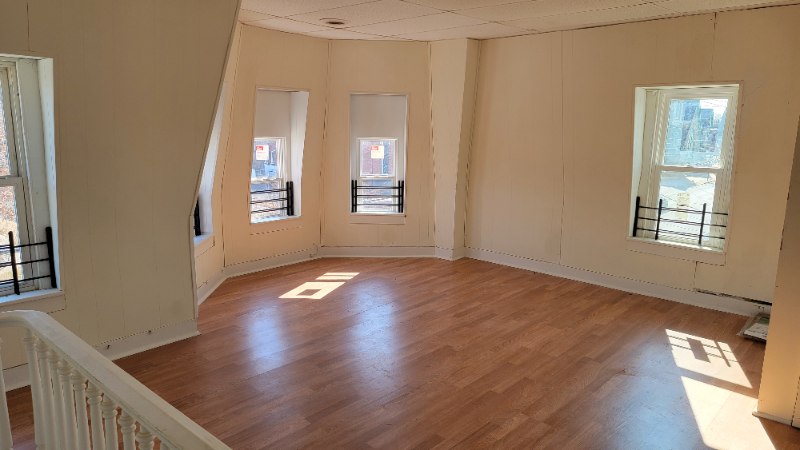 224 N 2nd St #5 - Photo 6 of 8