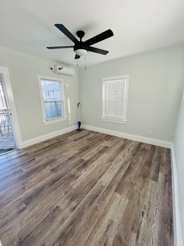 3752 37th St - Photo 2 of 13