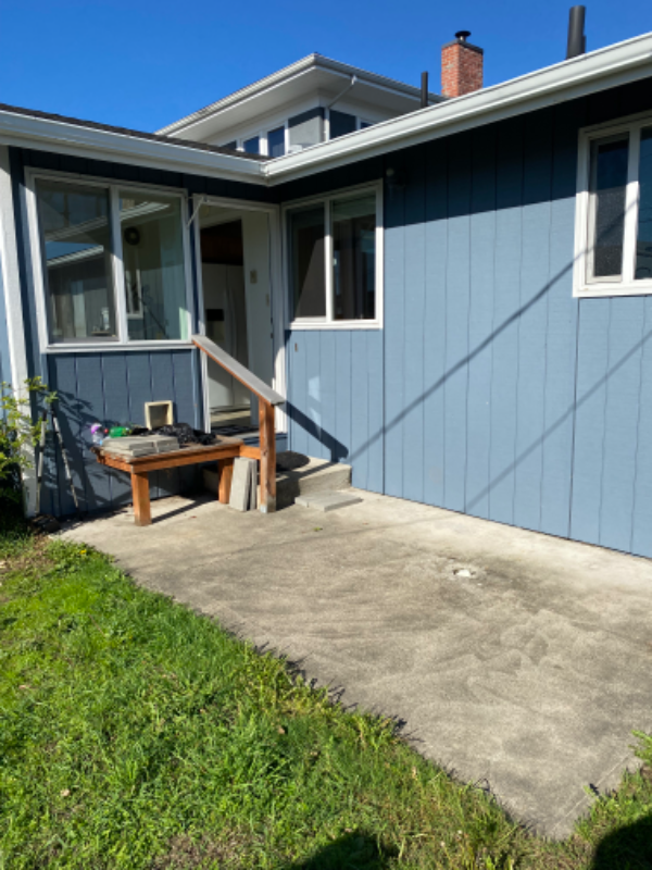 1108 Columbia St - Photo 2 of 26