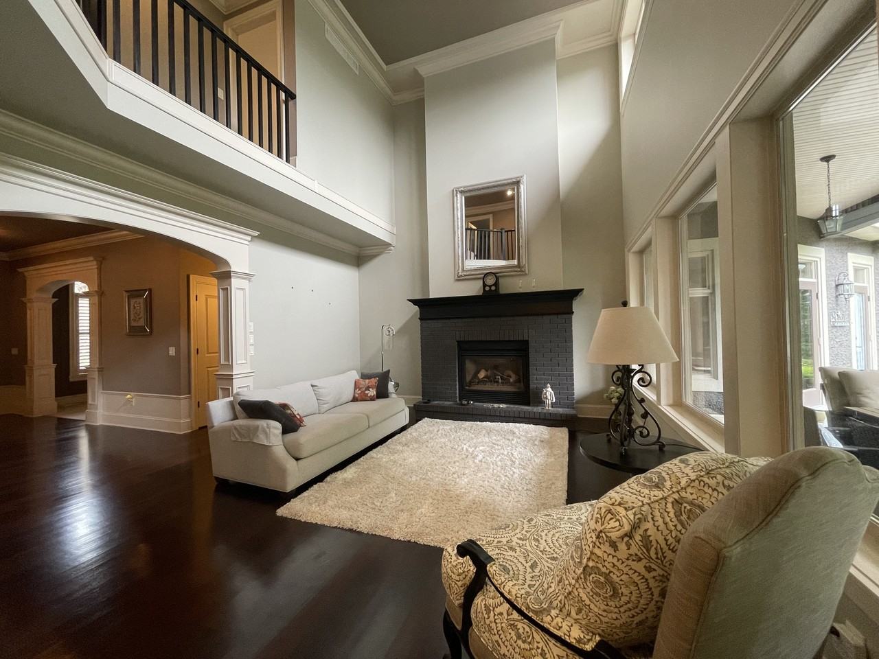 16045 30 Avenue - Photo 3 of 20