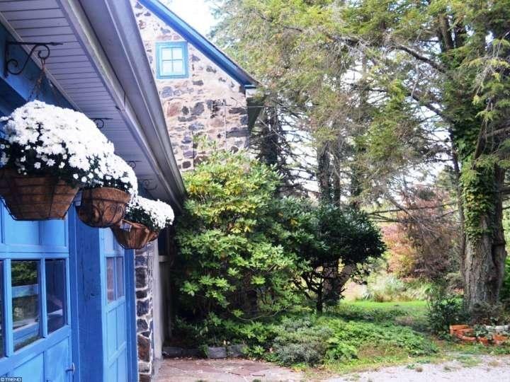 396 Ring Rd - Photo 2 of 25