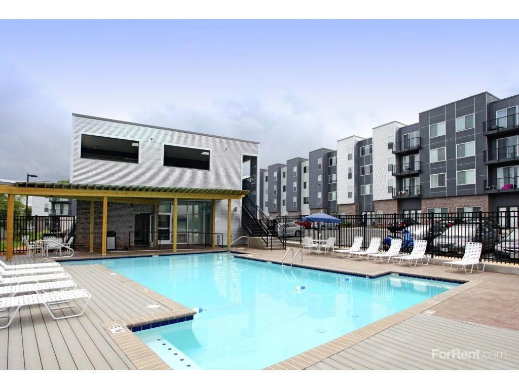 Shockoe Valley View Apartments - Photo 3 of 20