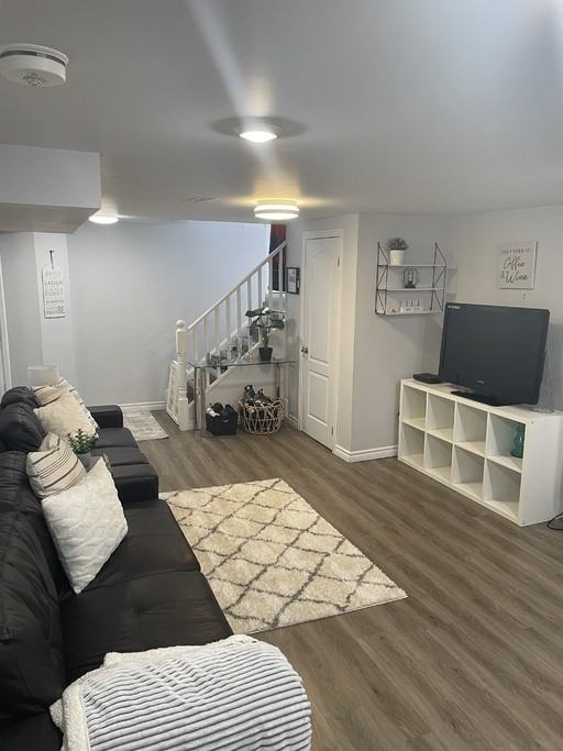 431 Fairleigh Ave #2 - Photo 2 of 10