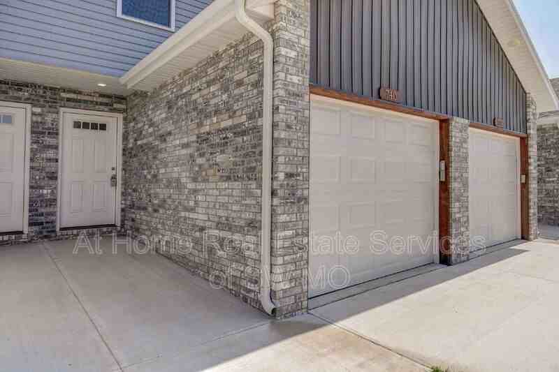 720 N. Turner Avenue, Republic, MO 65738 - Photo 3 of 49