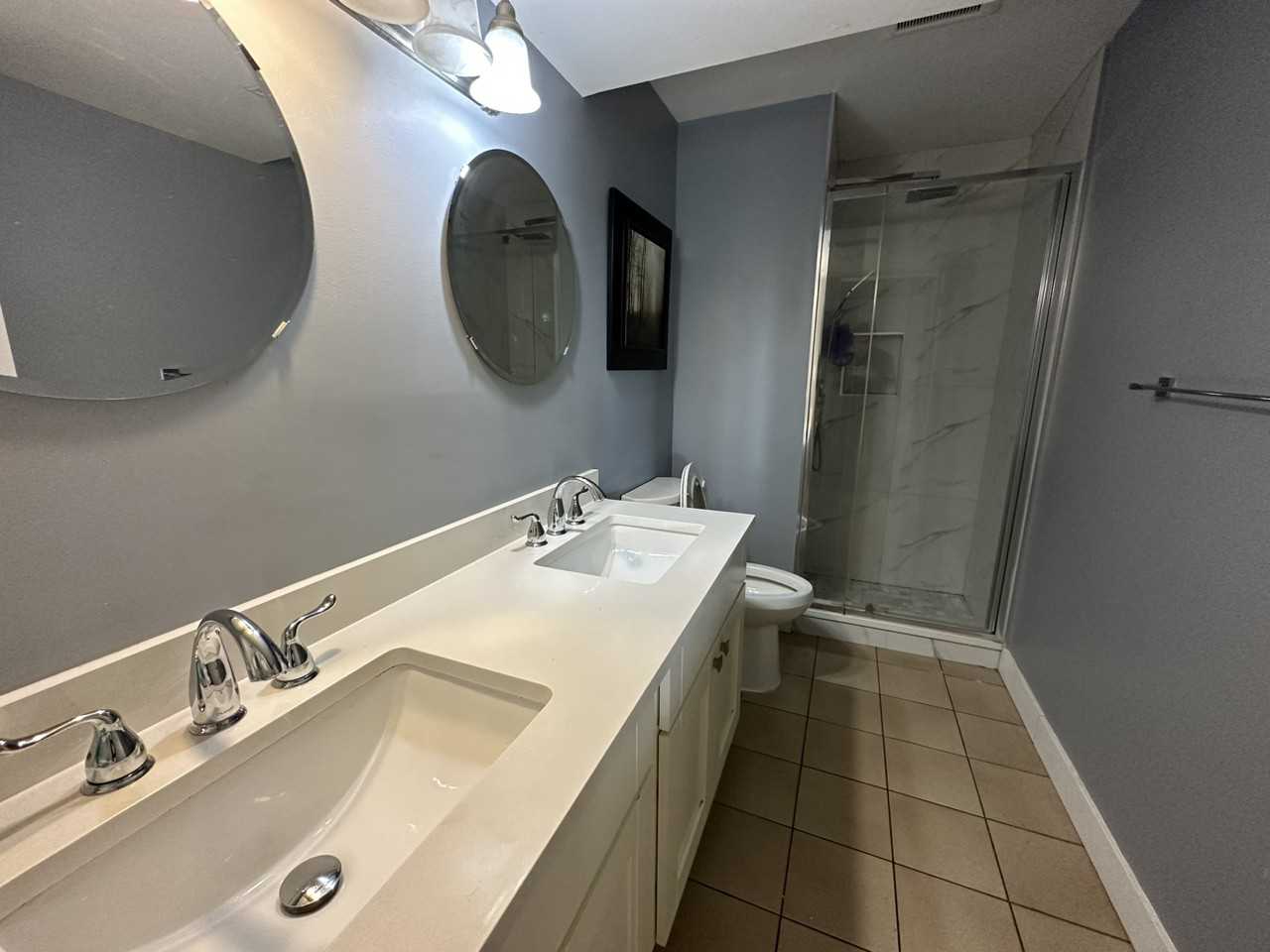 250 W Rockland Rd - Photo 3 of 6