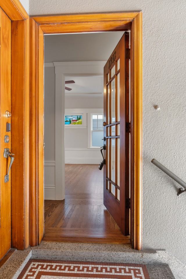 1932 Taylor Street - Photo 2 of 33