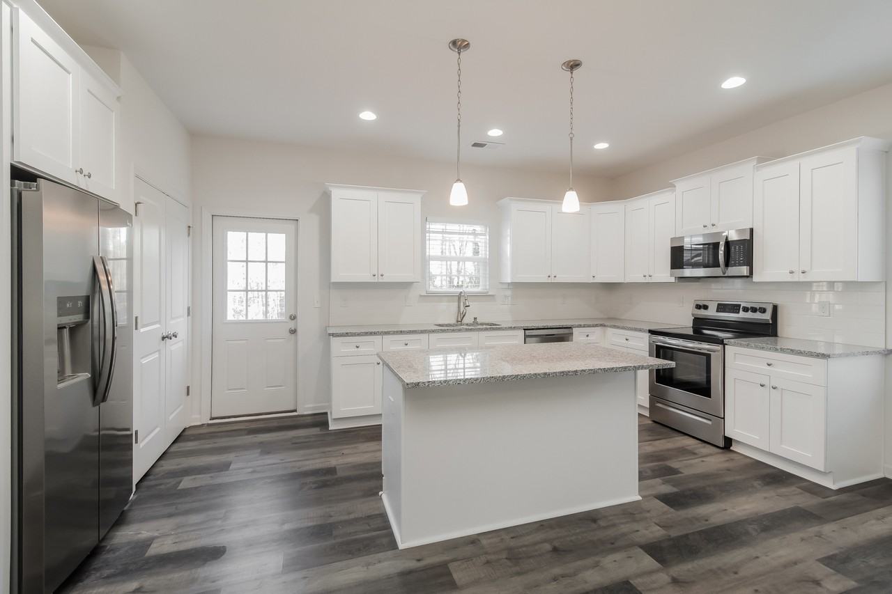 509 509 E Maine Ave - Photo 7 of 16
