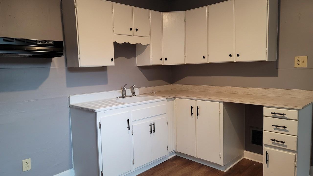 185 Williams Pl #185 - Photo 3 of 9