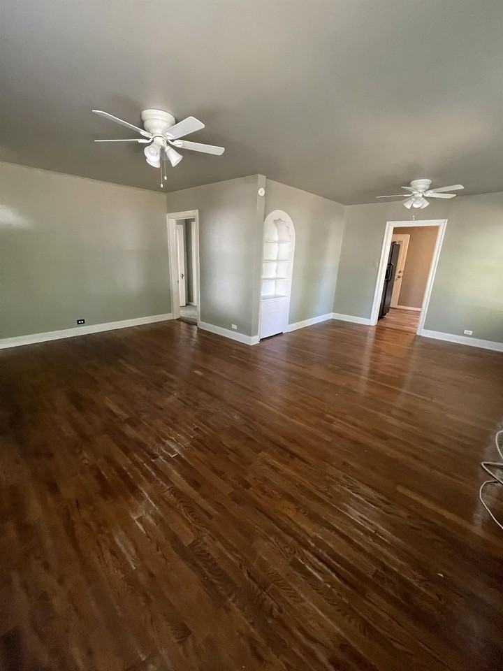 935 Allen Ave #1 - Photo 7 of 45