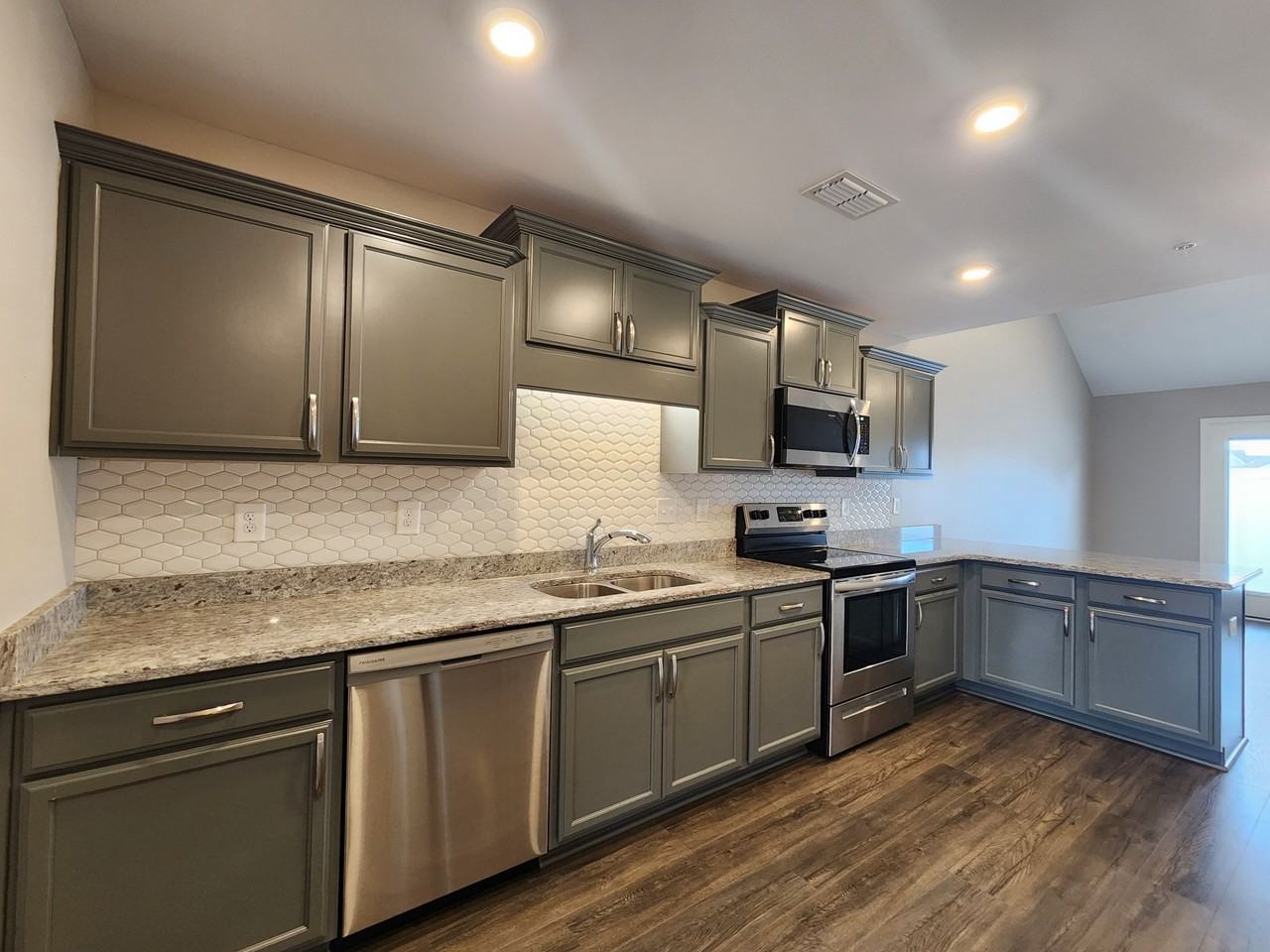 431 Tristan Way #1 - Photo 4 of 11