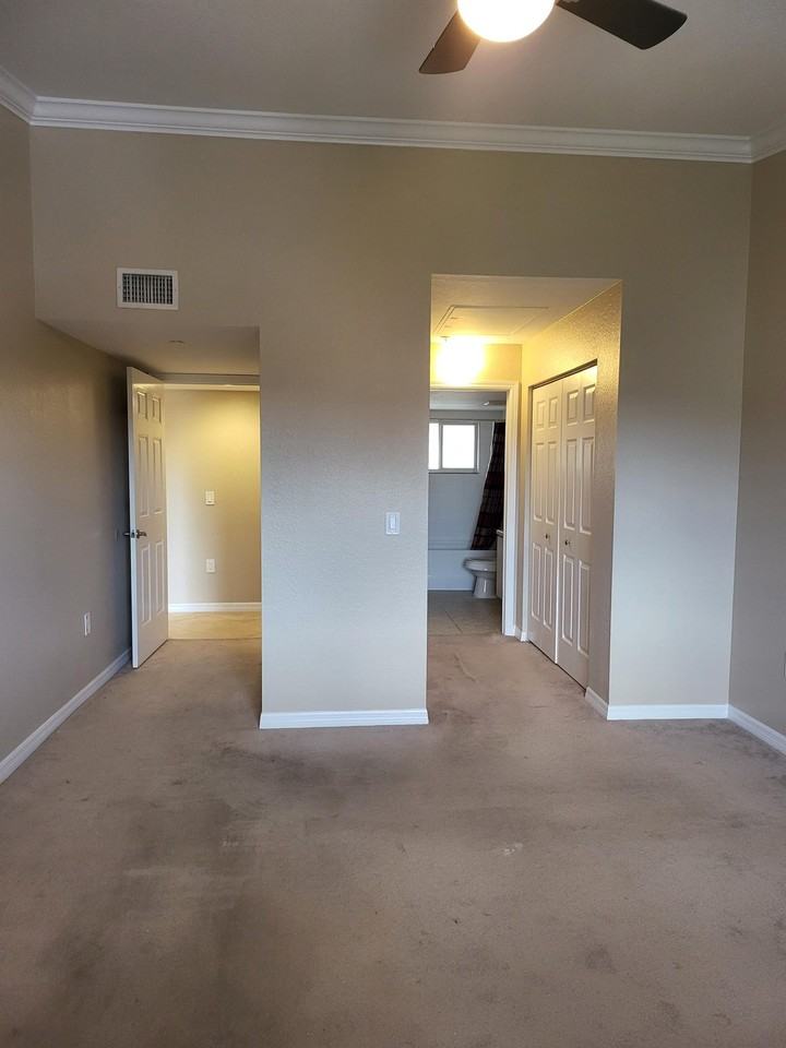 8288 Key Royal LaneUnit 1431 #1431 - Photo 6 of 21