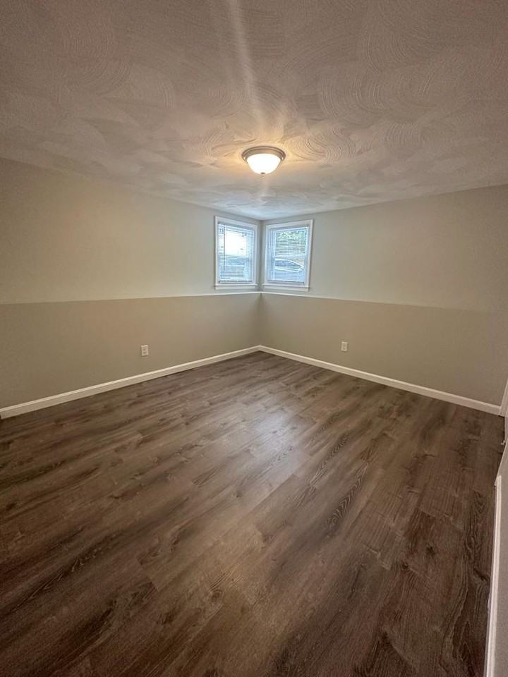 8 Lanesboro RoadApt 1 #1 - Photo 3 of 5