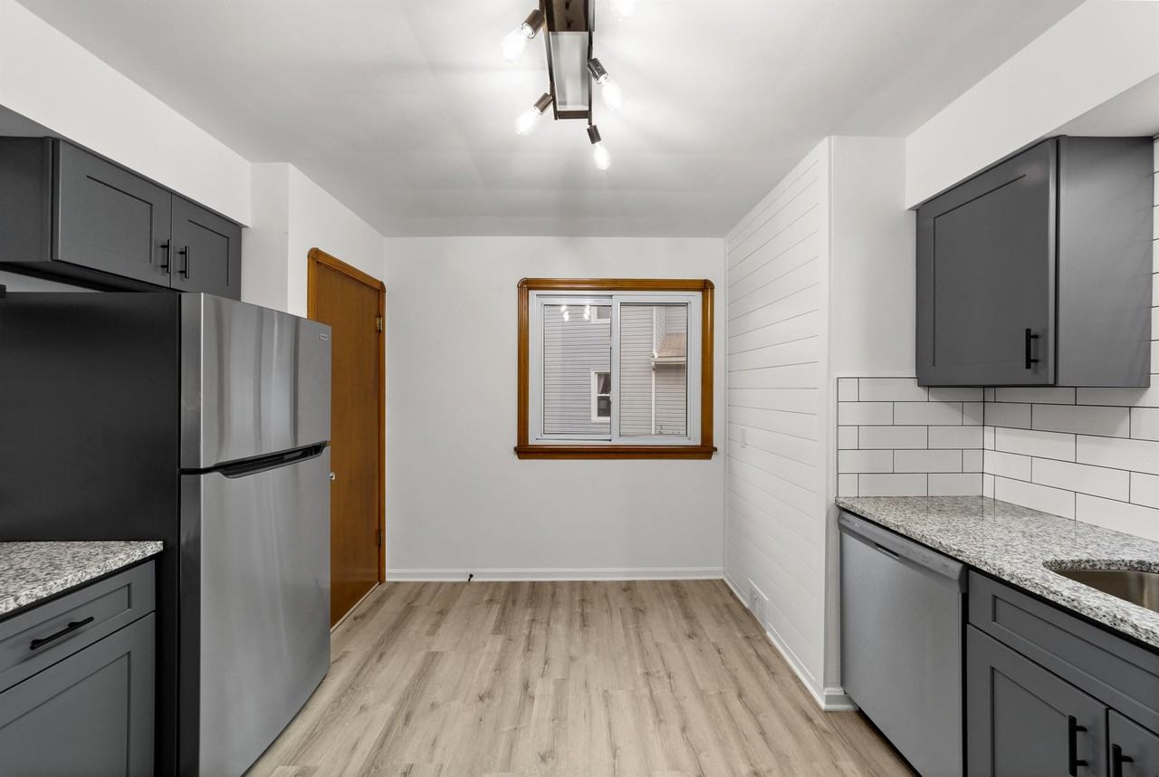 6229 Stanbury Rd #1 - Photo 3 of 36