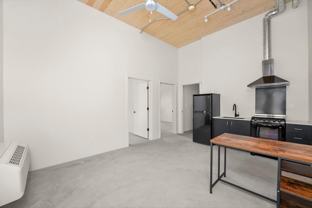 1915 8th St - Photo 1 of 1