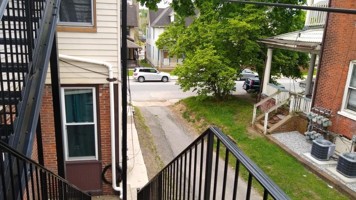 featured image of 331 E Chestnut St Apt 2