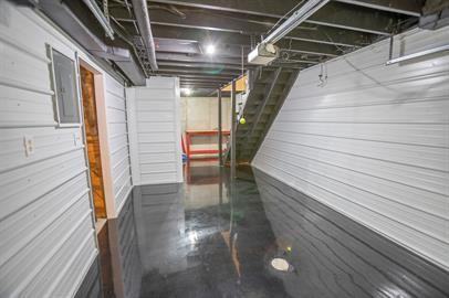 2401 Beasley Ct #B - Photo 2 of 29