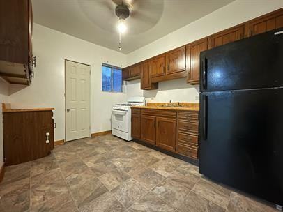 310 Emerson St - Photo 2 of 9