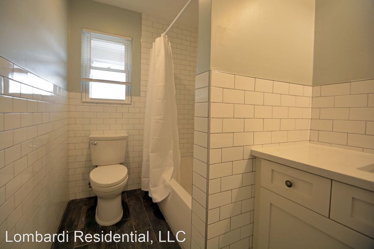 910 South Street - Photo 3 of 10