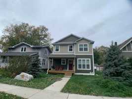 featured image of 1037 26th Ave Se