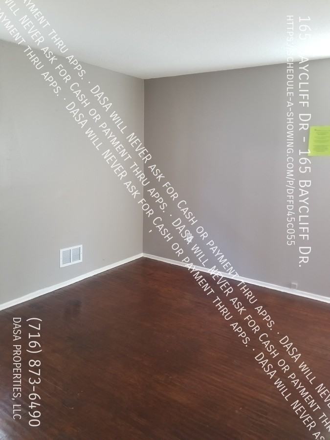165 Baycliff Dr - Photo 2 of 16