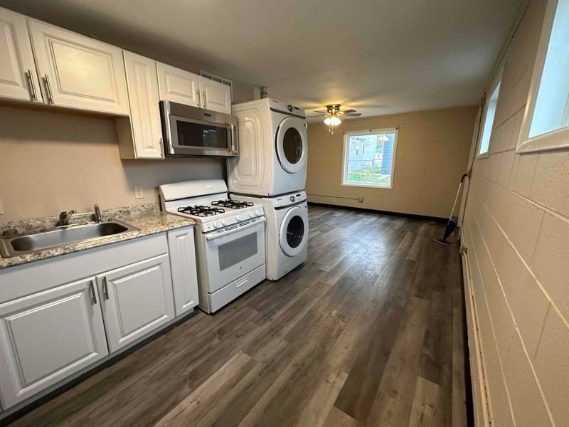 1617 8th Ave N, Great Falls, MT 59401 2 Bedroom House for 950/month