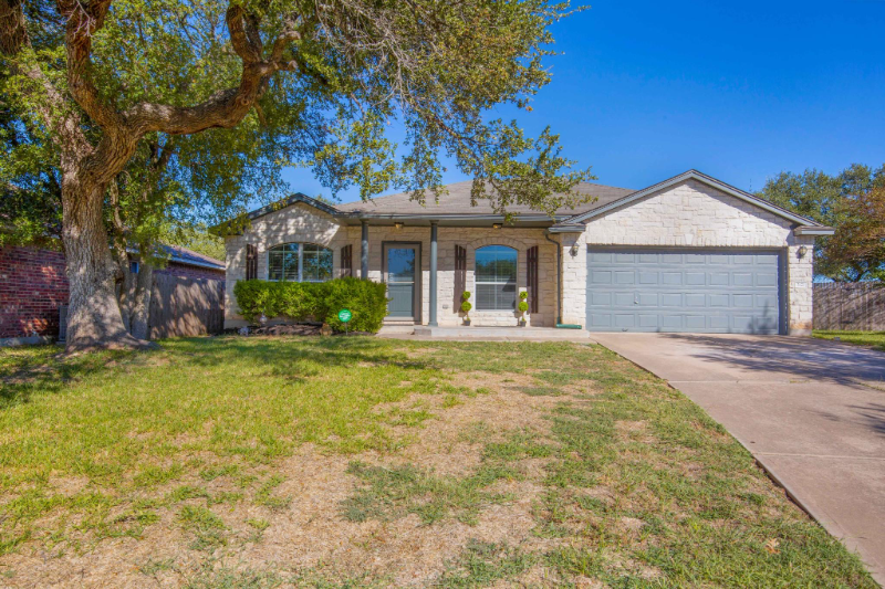 3121 Blue Ridge Dr - Photo 2 of 18