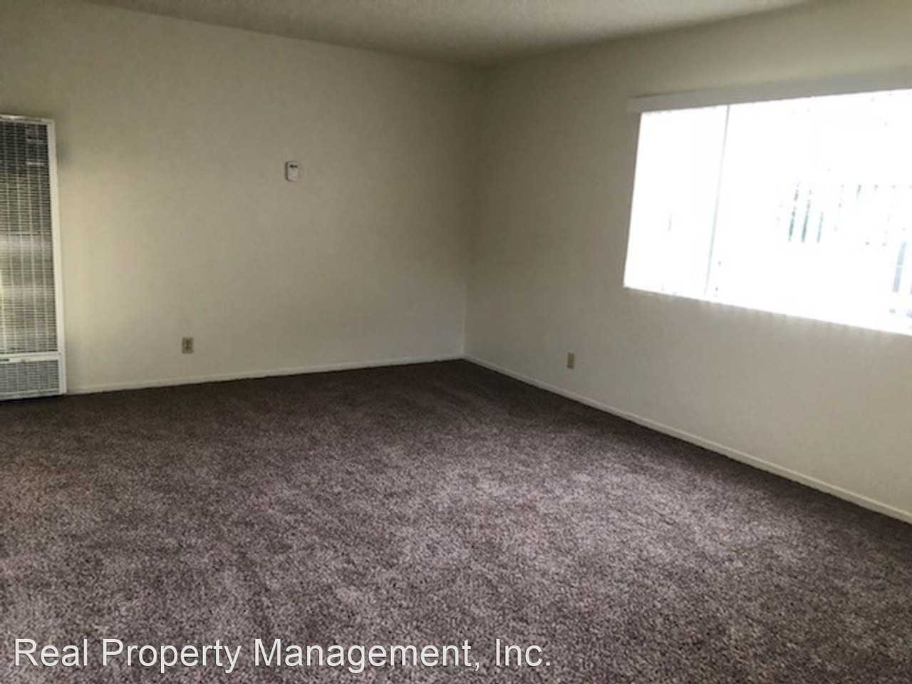 3265 Silver St - Photo 2 of 10