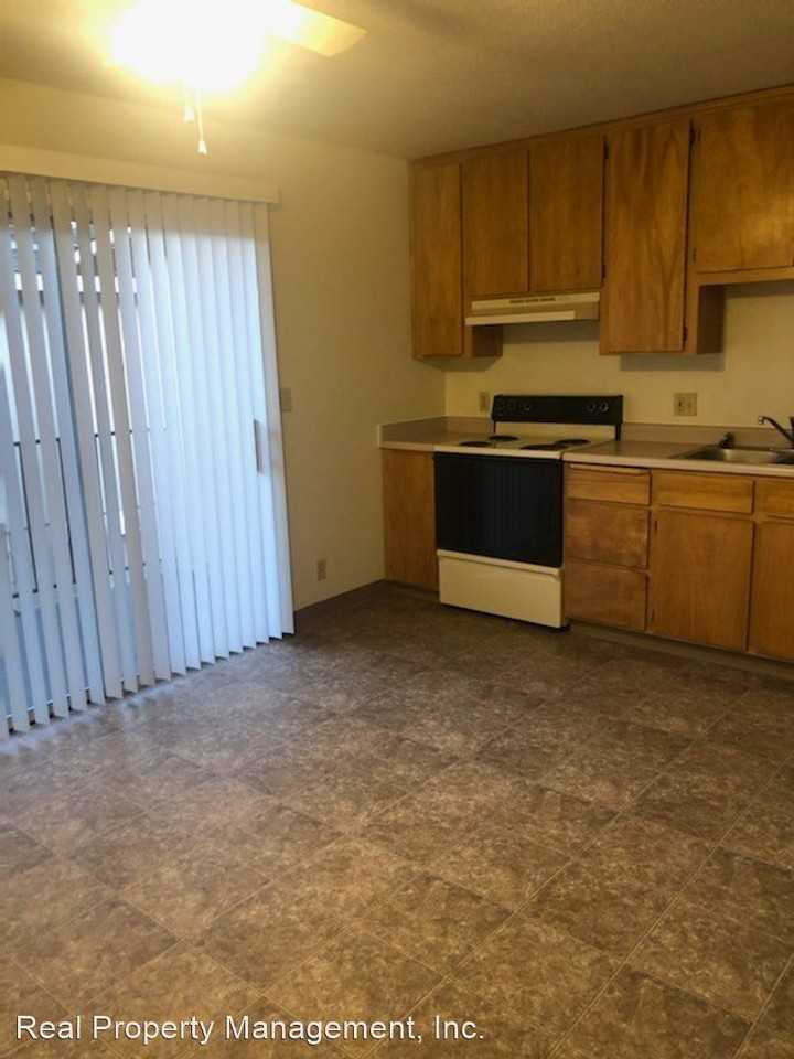 3265 Silver St - Photo 3 of 10