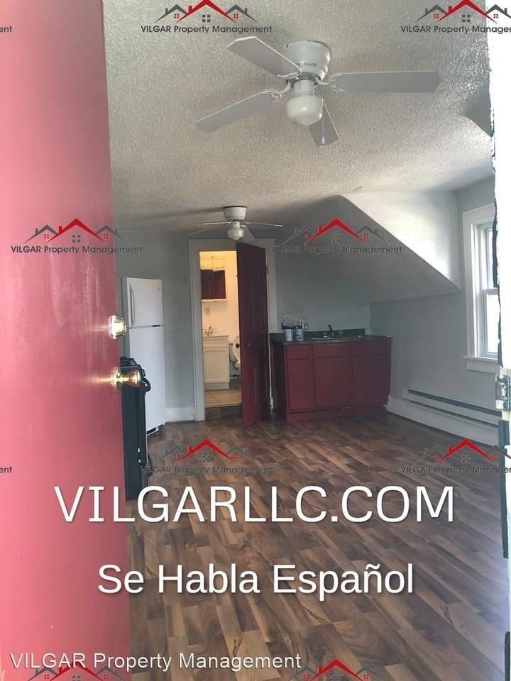 3925 Pulaski - Photo 2 of 5