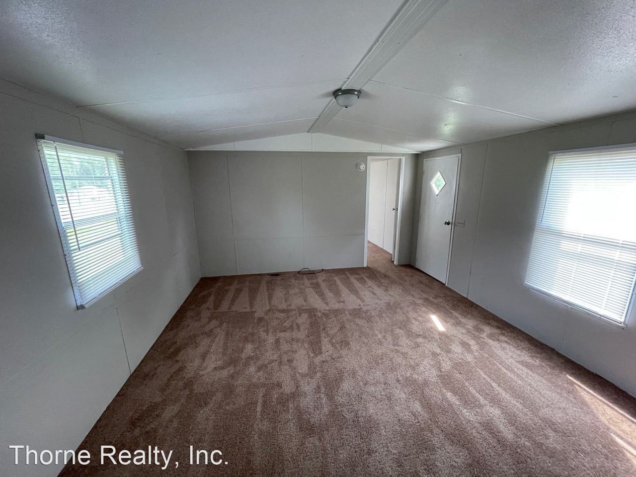 39 Travis Ln - Photo 3 of 16