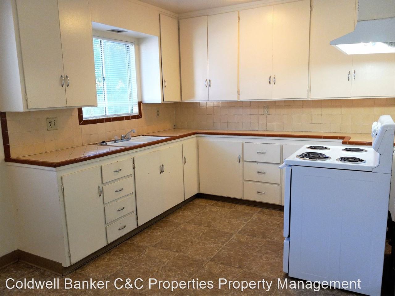 609 Parsons Dr - Photo 3 of 8