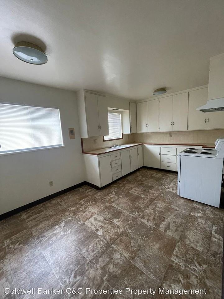 609 Parsons Dr - Photo 2 of 8