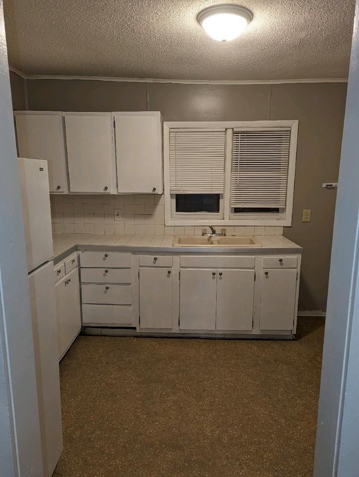 1944 Manz St #1 - Photo 4 of 9