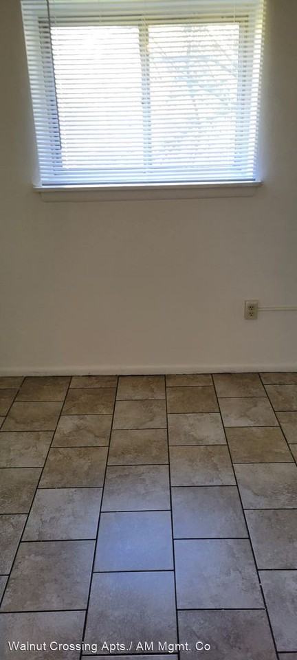 3314 Paxton St - Photo 3 of 5