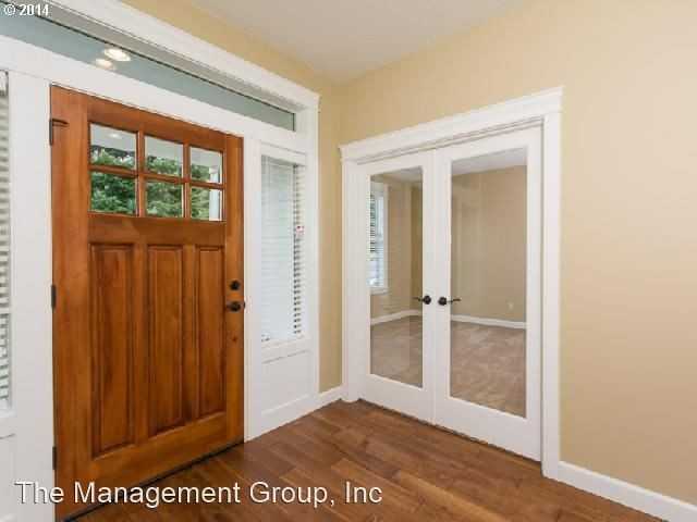 2605 Ne 51st St - Photo 2 of 14