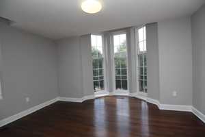 featured image of 17 Boswell Ave #5