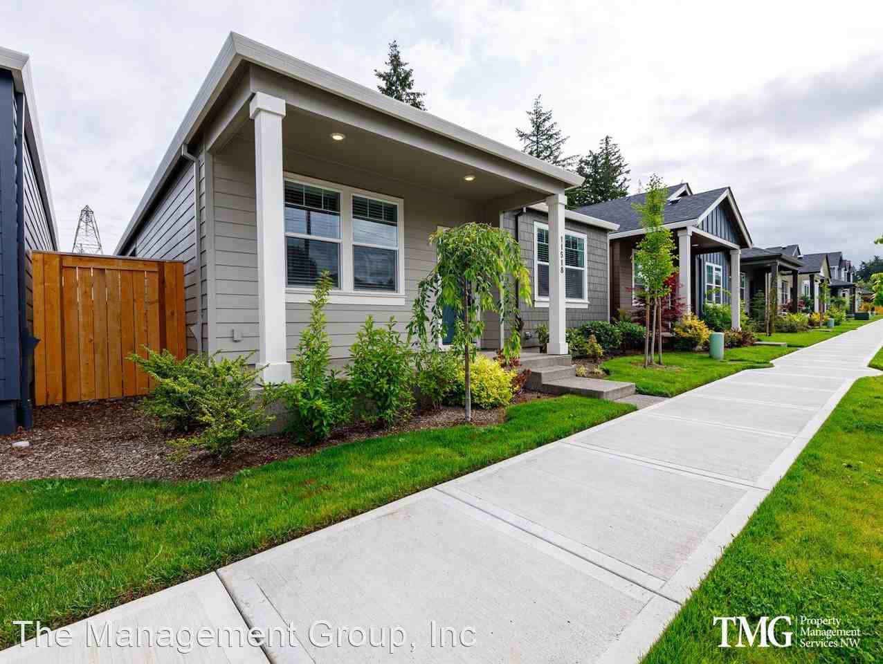 11518 Ne 16th St - Photo 3 of 21