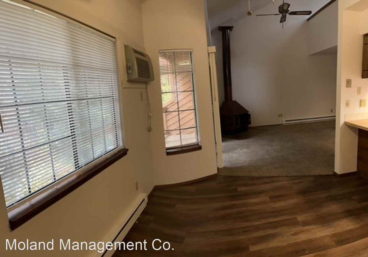 Echo Glen 14141512 S. Bluff Dr. Apartments in Spokane Valley, Spokane