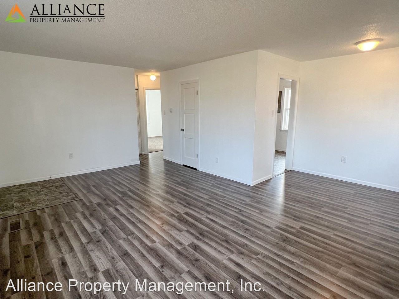 308 Pine St Apt A - Photo 3 of 12