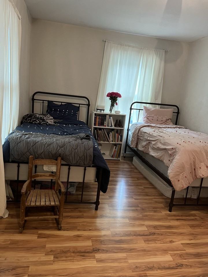 2344 Northlake Way Northwest #1 - Photo 7 of 21