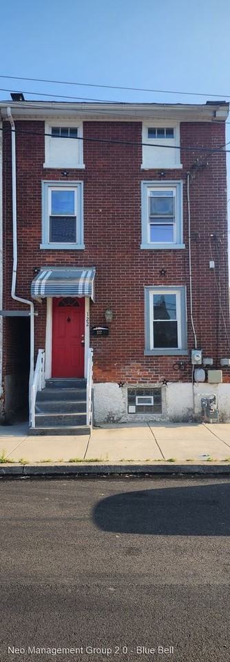 122 3rd St - Photo 2 of 12