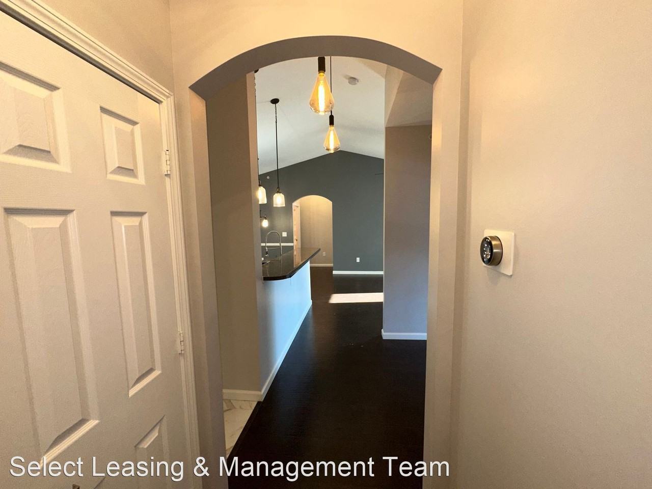 27 Kassebaum Ln #305 - Photo 2 of 17