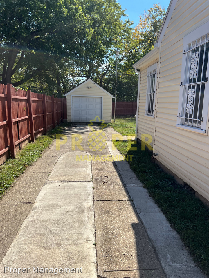 2926 Ralliston Ave - Photo 2 of 8