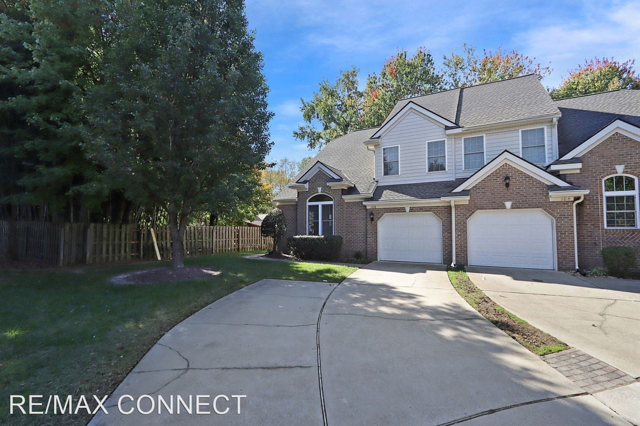 106 Bluff Ter - Photo 2 of 50