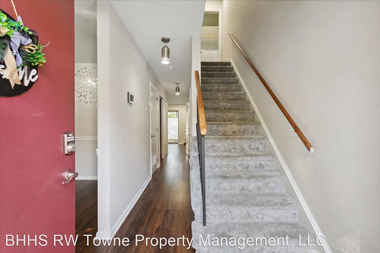 1001 N Green Dr - Photo 3 of 25
