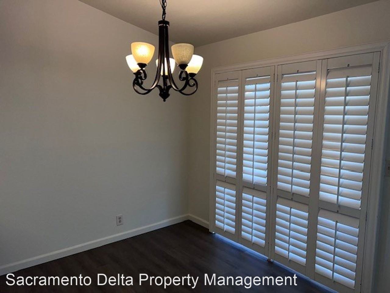 8242 Scenic Hills Way - Photo 3 of 9